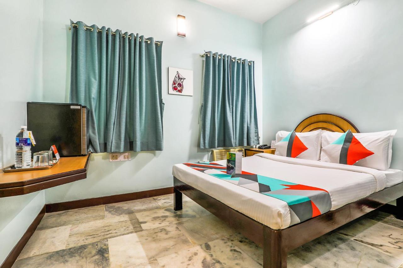 Fabexpress Santhi Inn - Near Promenade Beach Puducherry Exterior foto